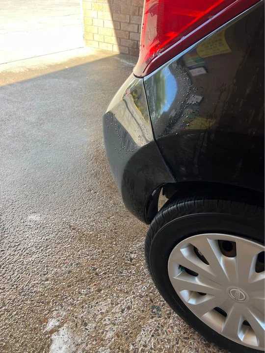 2016 Nissan Versa - Image 8 of 19