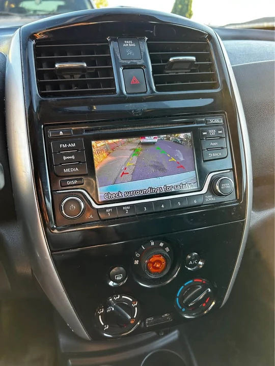 2016 Nissan Versa - Image 4 of 9