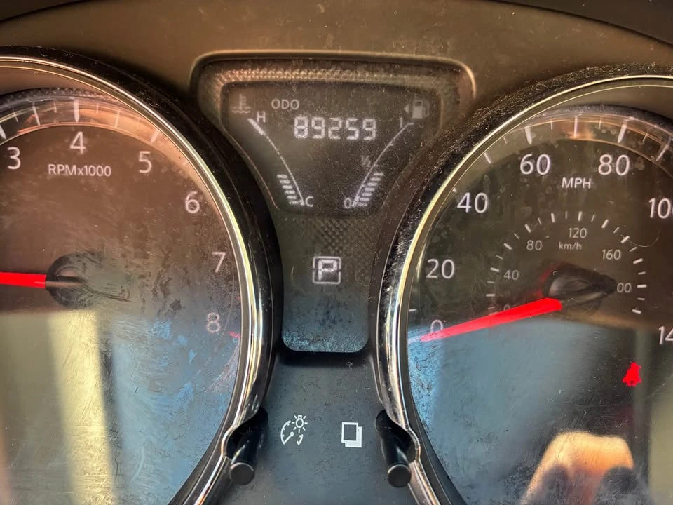 2016 Nissan Versa - Image 2 of 5