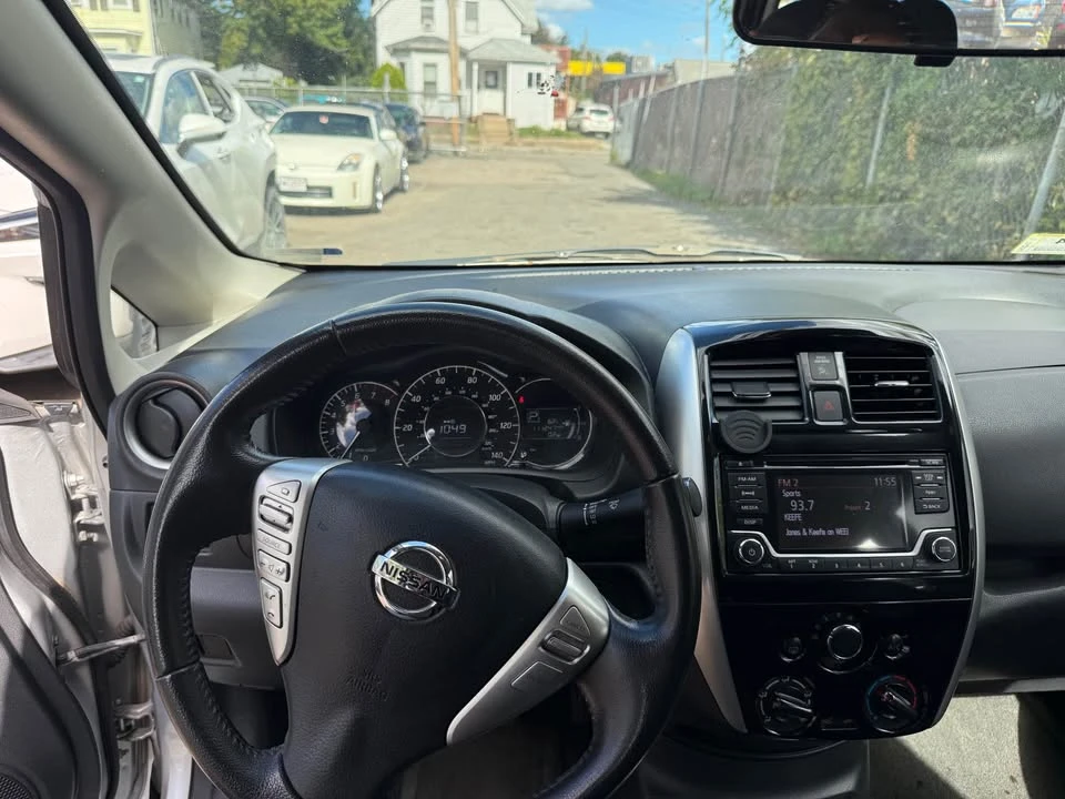 2016 Nissan Versa - Image 8 of 9