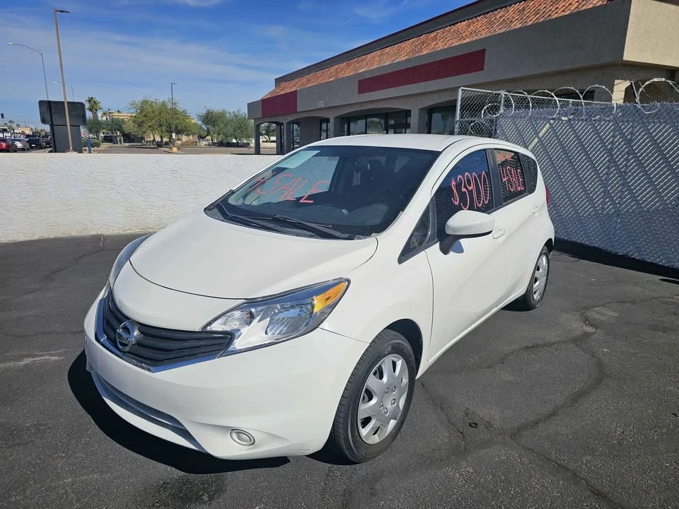 2016 Nissan Versa - Image 2 of 9