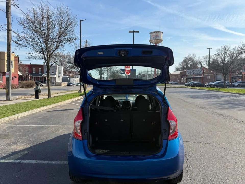 2016 Nissan Versa - Image 5 of 12