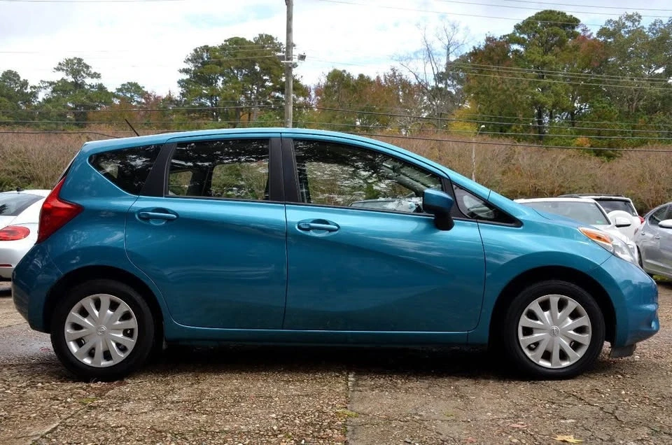 2016 Nissan Versa - Image 3 of 16