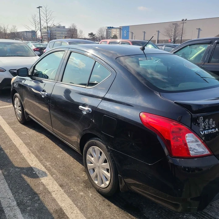 2016 Nissan Versa - Image 8 of 9