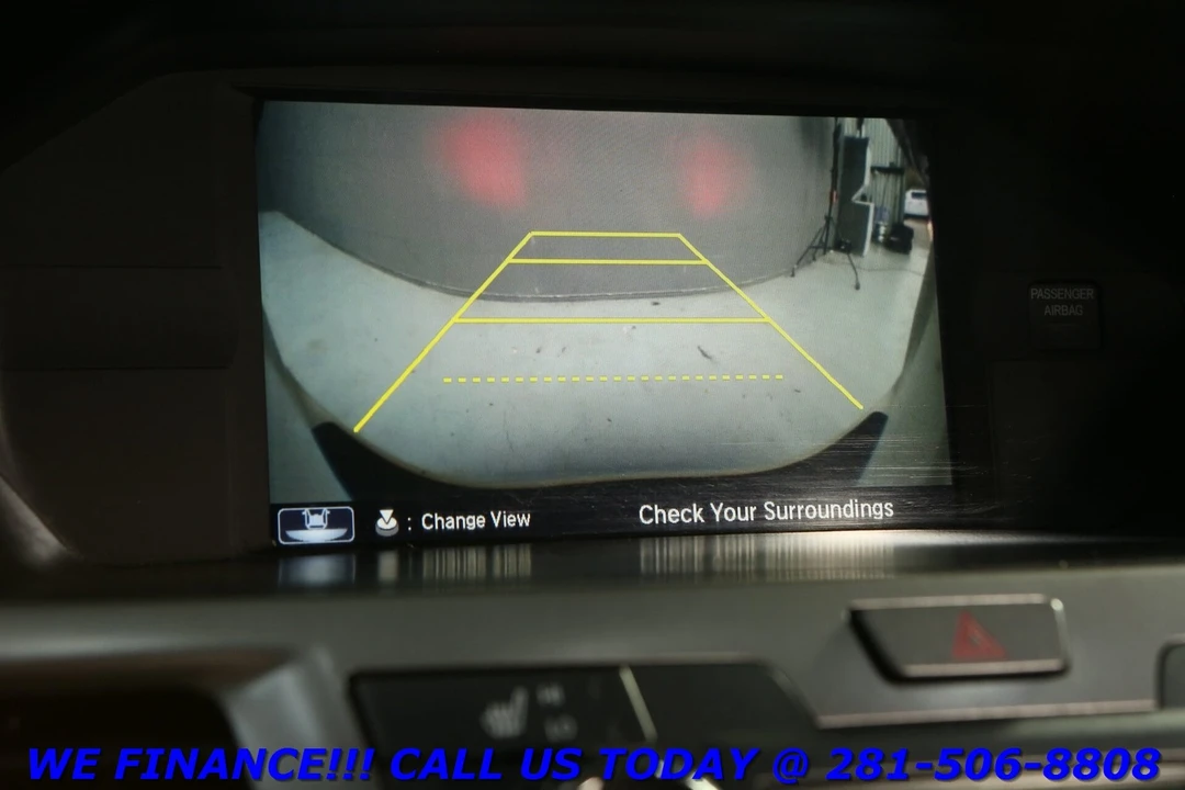 2016 Honda Odyssey - Image 16 of 21