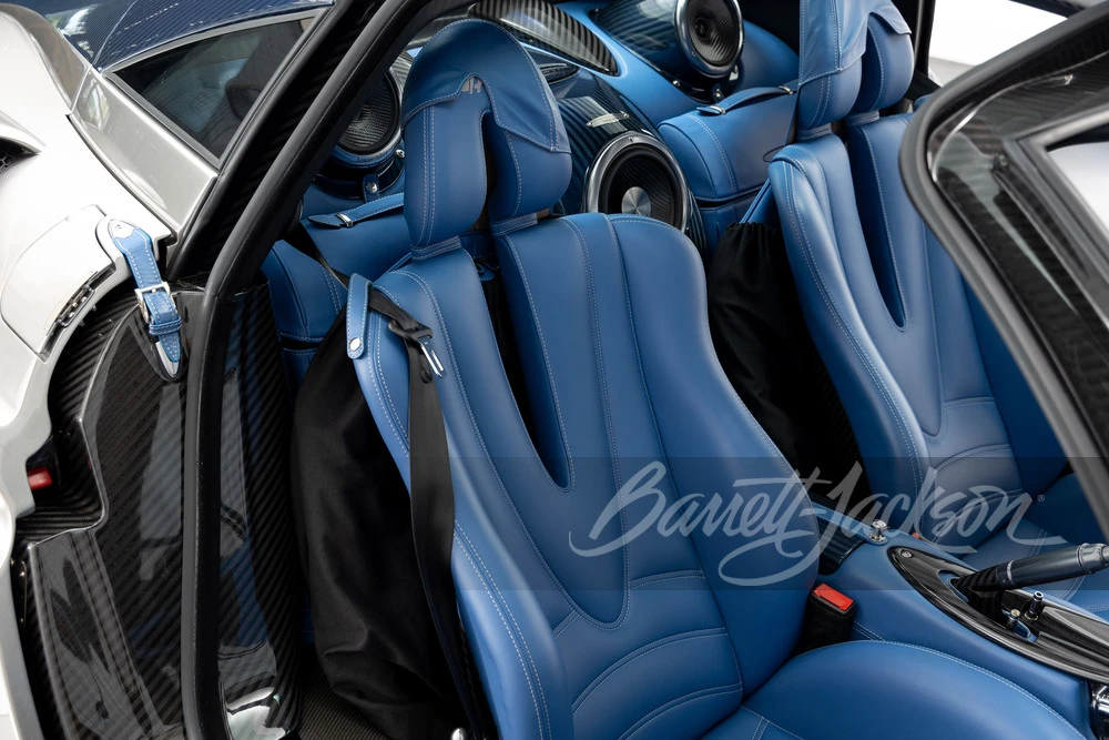 2016 Pagani Huayra - Image 11 of 31