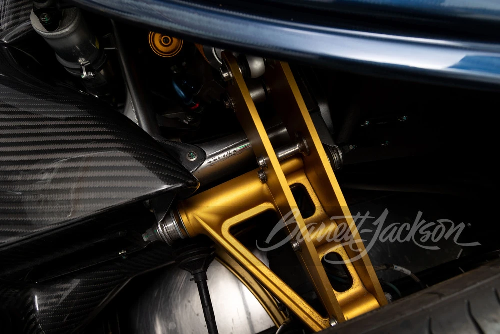2016 Pagani Huayra - Image 17 of 31