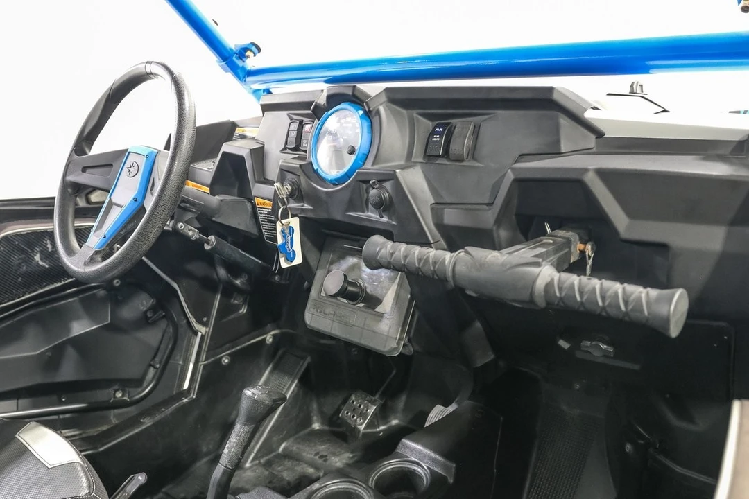 2016 Polaris Slingshot - Image 19 of 21