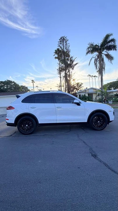 2016 Porsche 958 Cayenne - Image 4 of 18