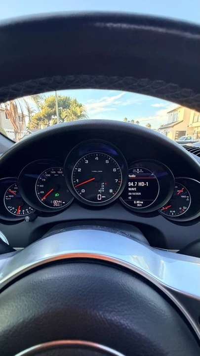 2016 Porsche 958 Cayenne - Image 17 of 18