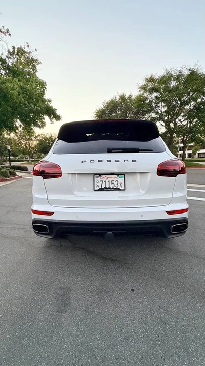 2016 Porsche 958 Cayenne - Image 6 of 18