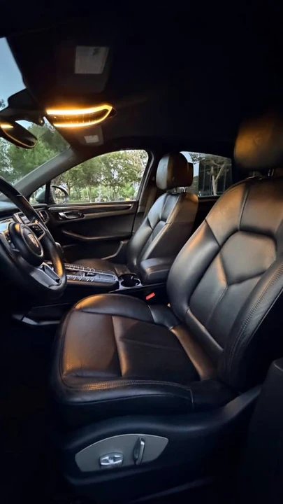 2016 Porsche Macan S - Image 10 of 17