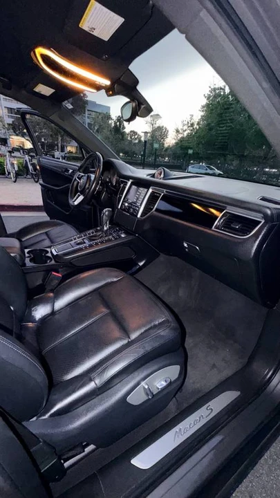 2016 Porsche Macan S - Image 13 of 17