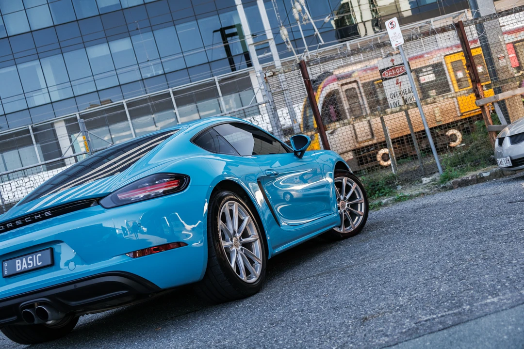 2016 Porsche 718 Cayman - Image 25 of 31