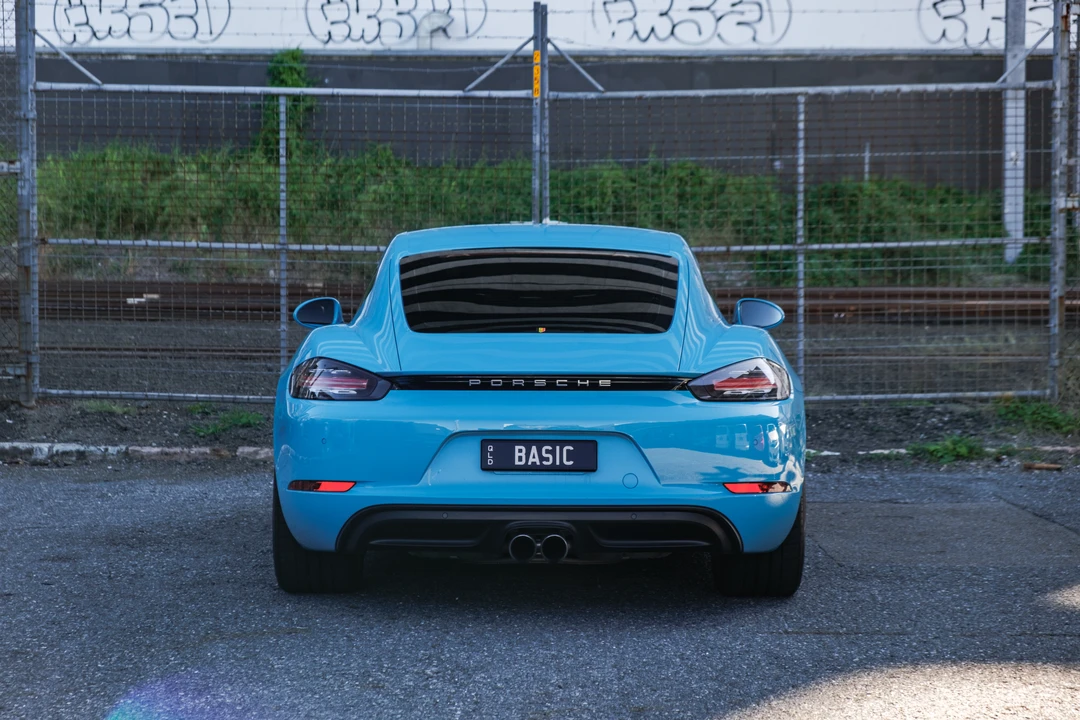 2016 Porsche 718 Cayman - Image 10 of 31
