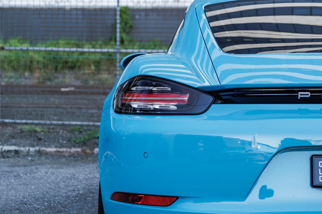 2016 Porsche 718 Cayman - Image 17 of 31