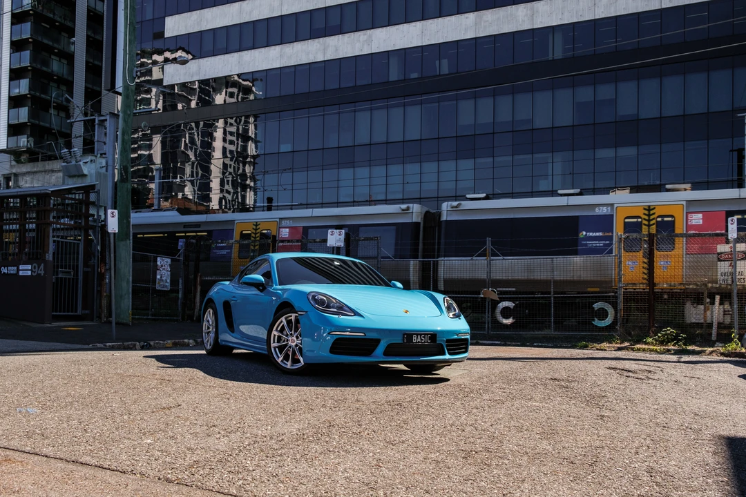 2016 Porsche 718 Cayman - Image 12 of 31