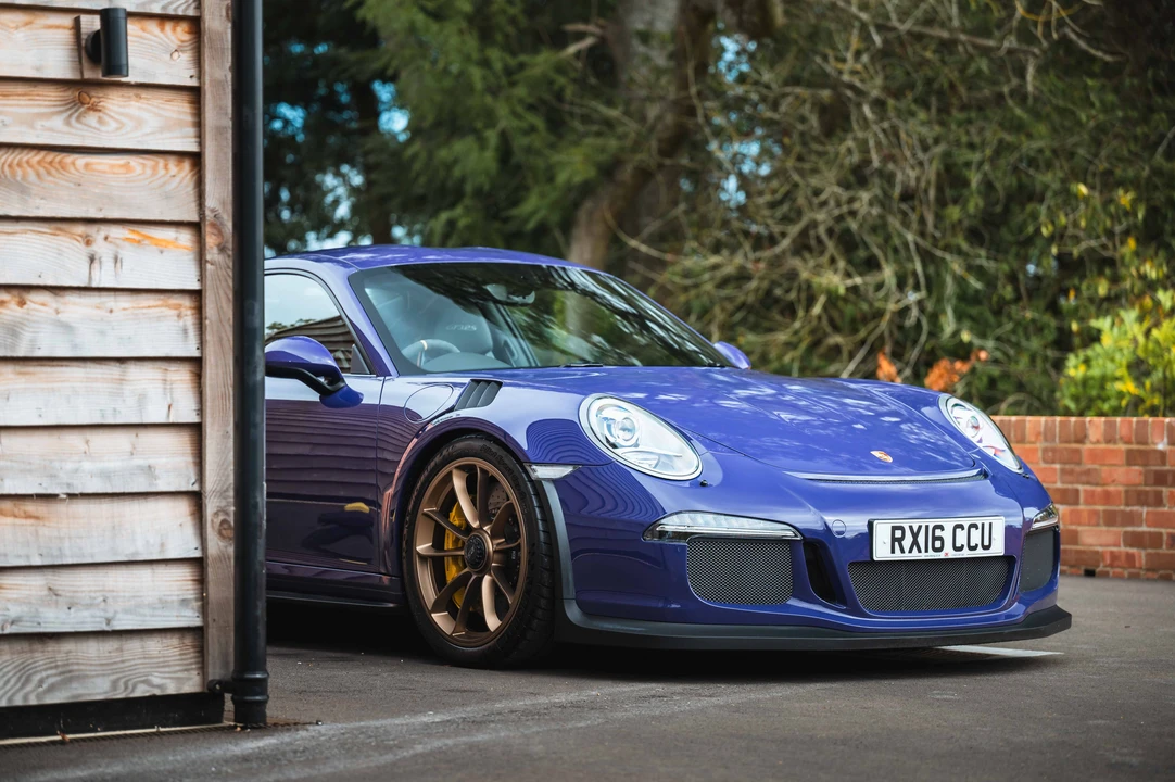 2016 Porsche 991 GT3 RS - Image 17 of 31
