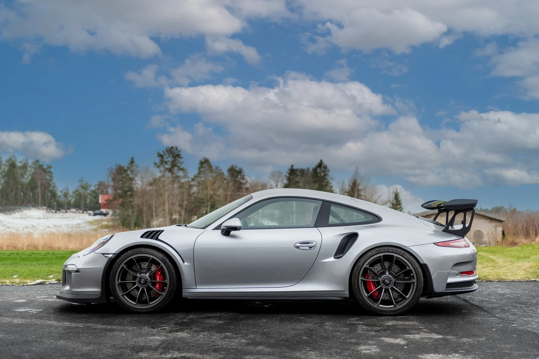 2016 Porsche 991 GT3 RS - Image 9 of 31
