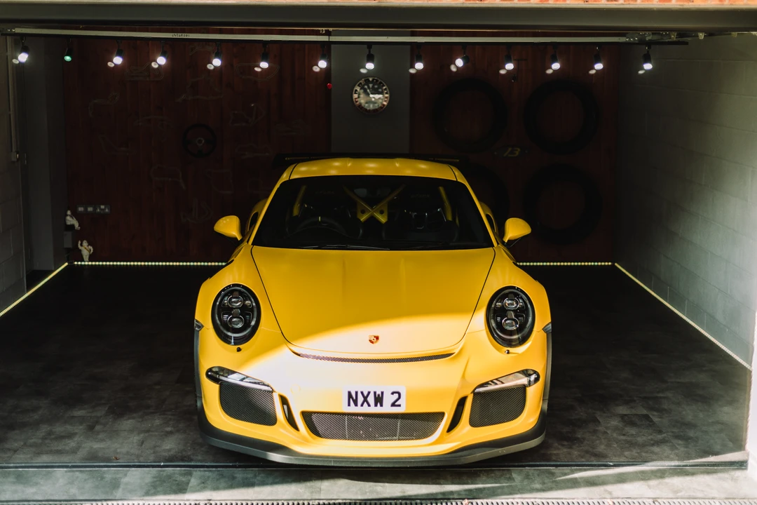 2016 Porsche 991 GT3 RS - Image 28 of 31