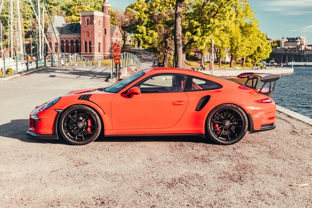 2016 Porsche 991 GT3 RS - Image 9 of 31