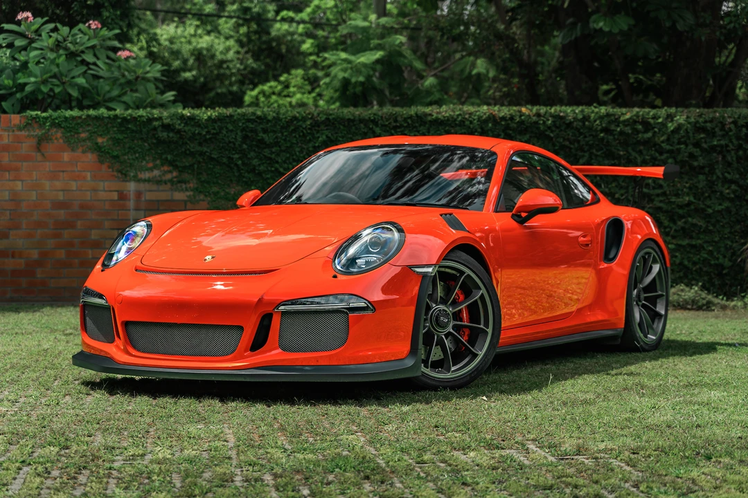 2016 Porsche 991 GT3 RS - Image 2 of 31