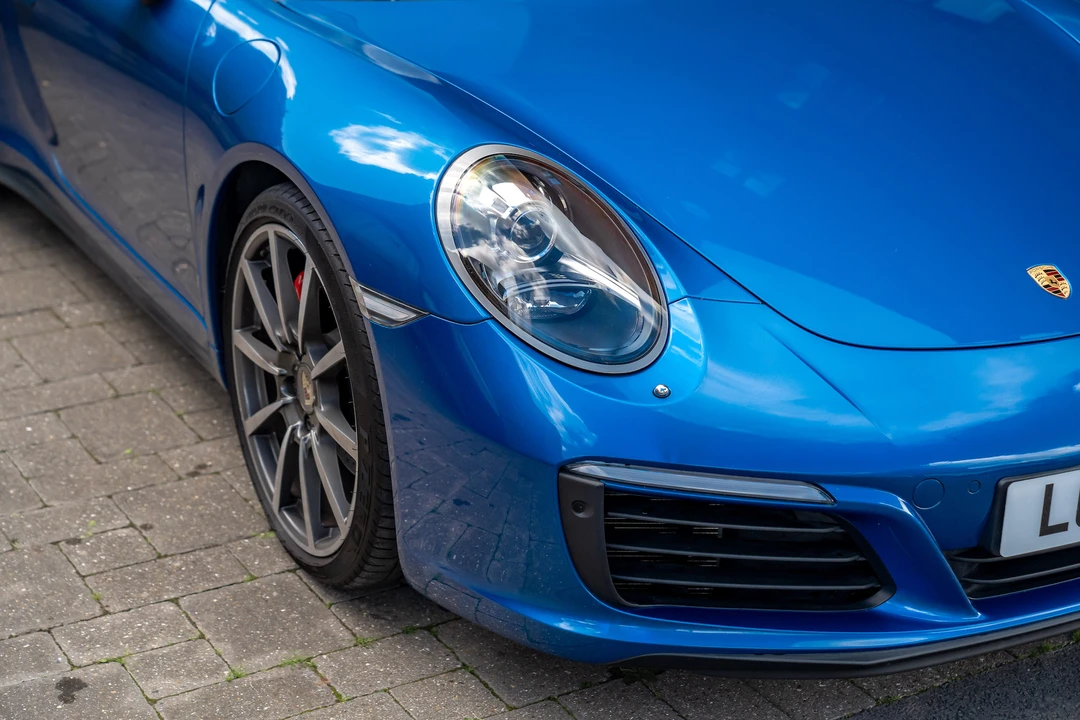 2016 Porsche 991 Carrera 4 - Image 28 of 31