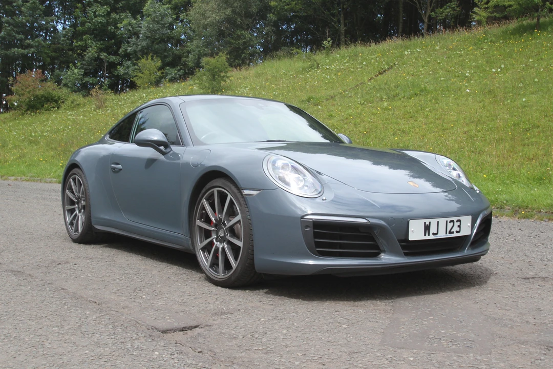 2016 Porsche 991 Carrera 4S - Image 2 of 2