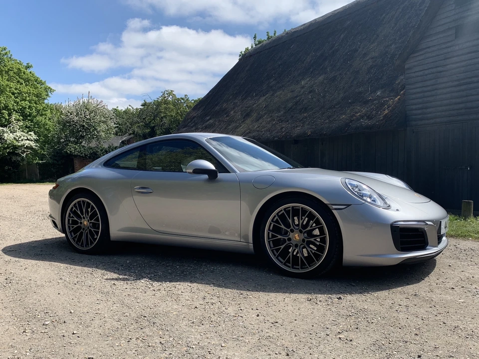 2016 Porsche 991 Carrera - Image 2 of 31