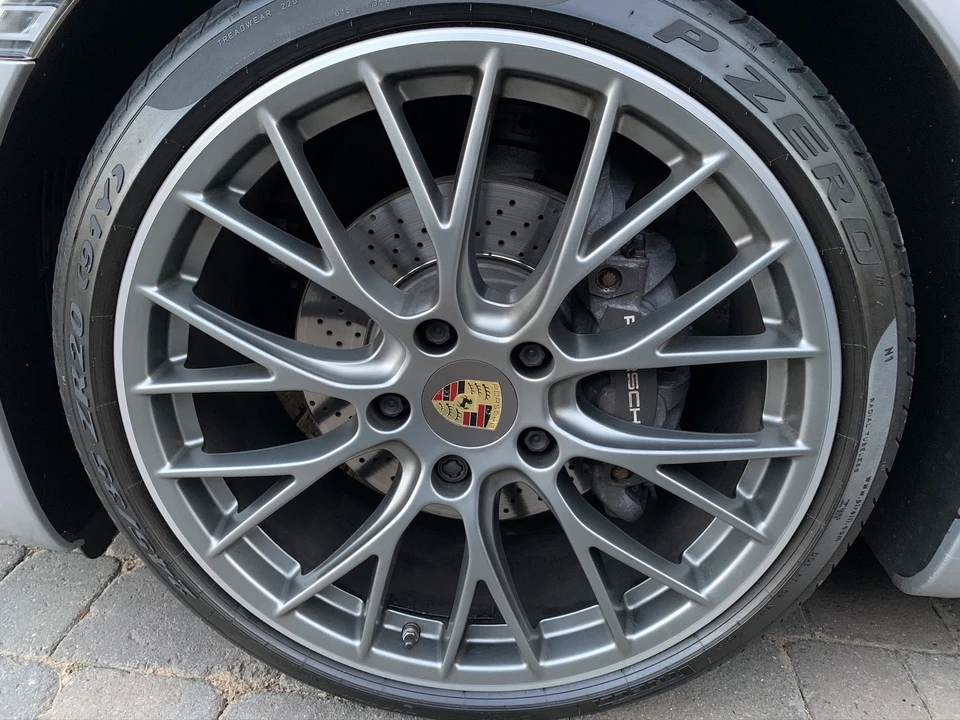 2016 Porsche 991 Carrera - Image 28 of 31