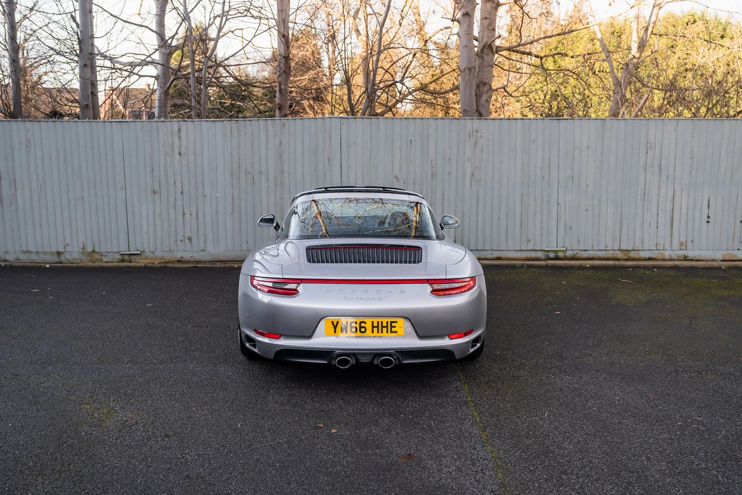 2016 Porsche 991 Targa 4 & 4S - Image 7 of 31