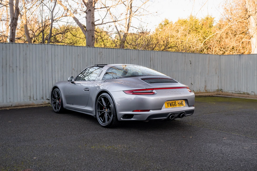 2016 Porsche 991 Targa 4 & 4S - Image 8 of 31