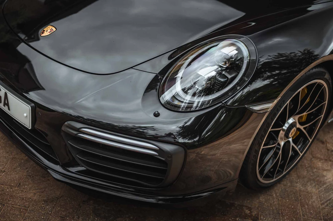 2016 Porsche 991 Turbo - Image 30 of 31