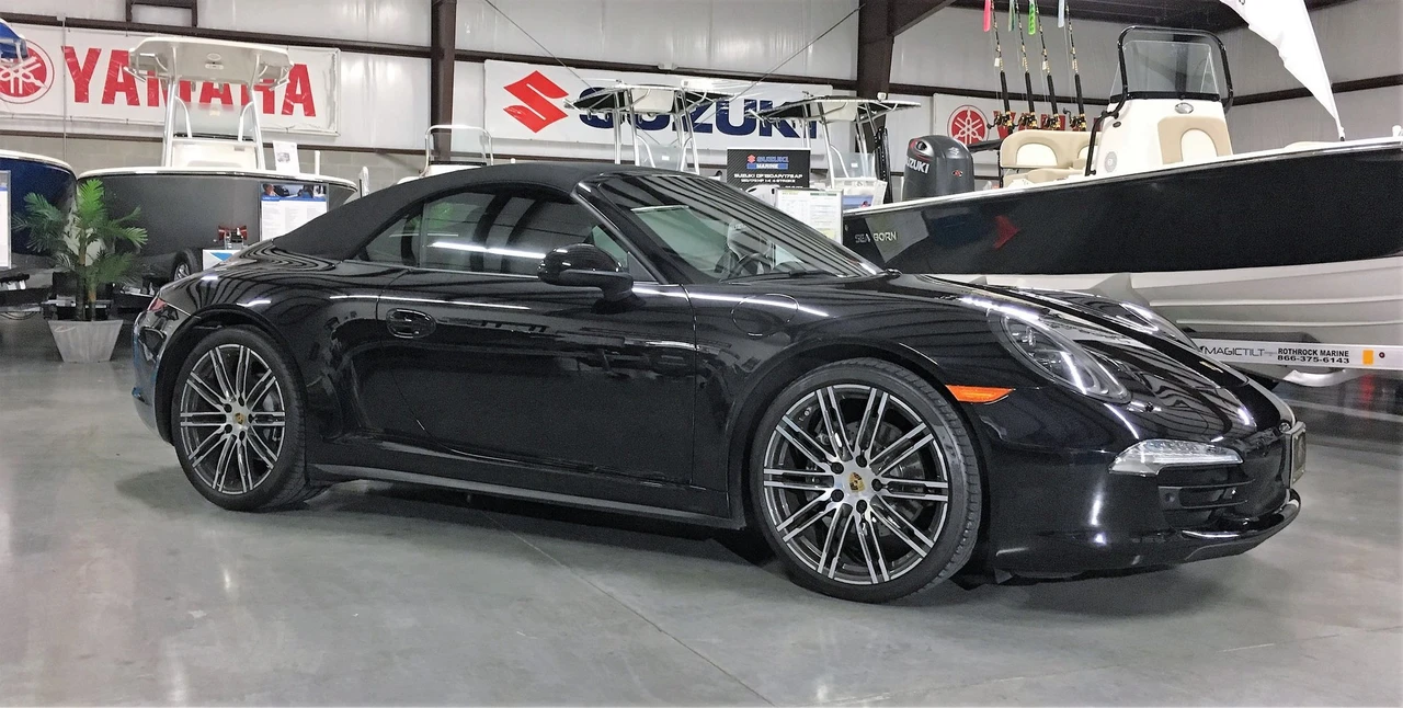 2016 Porsche 991 Carrera 4 - Image 9 of 22