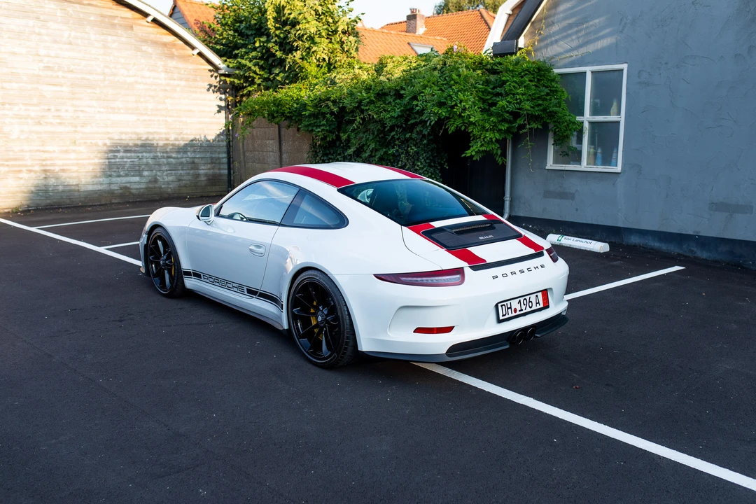 2016 Porsche 991 R - Image 9 of 31