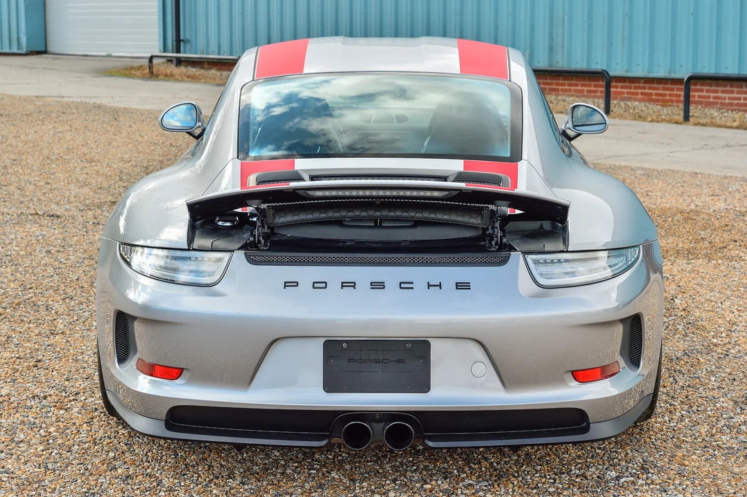 2016 Porsche 991 R - Image 9 of 31