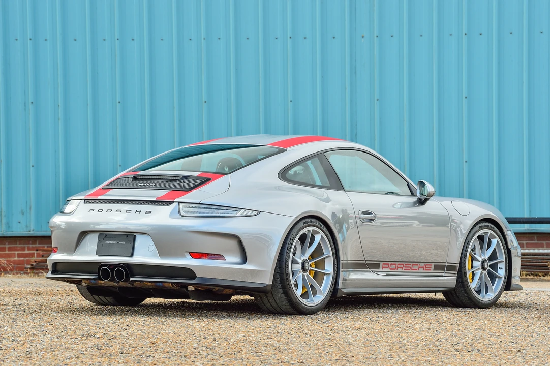 2016 Porsche 991 R - Image 18 of 31