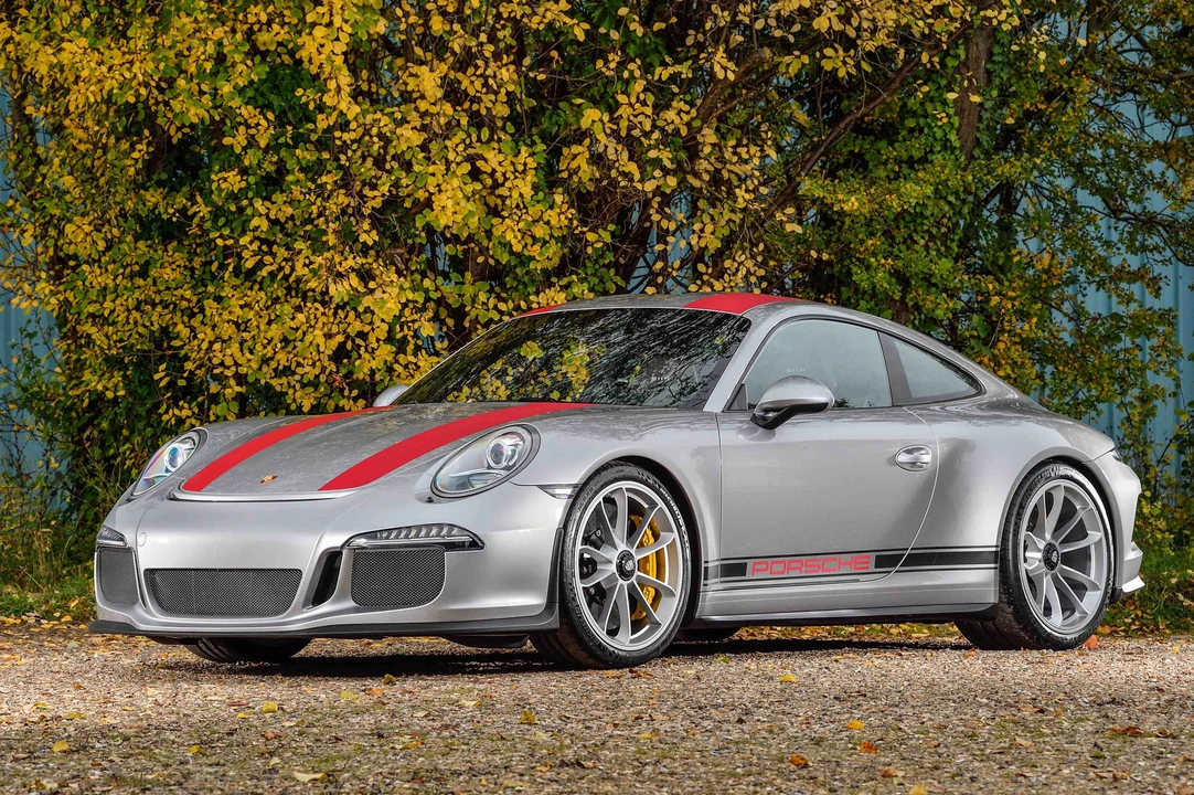 2016 Porsche 991 R - Image 2 of 31