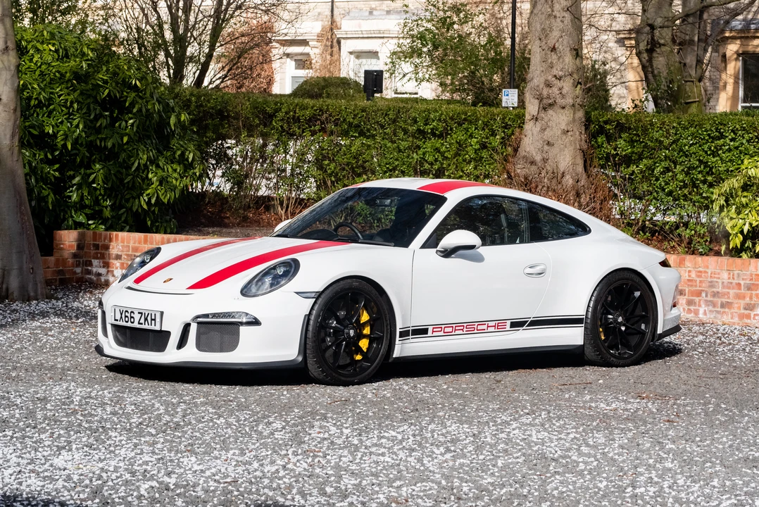 2016 Porsche 991 R - Image 2 of 31