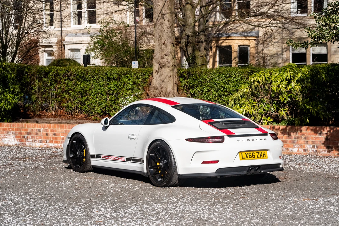 2016 Porsche 991 R - Image 22 of 31