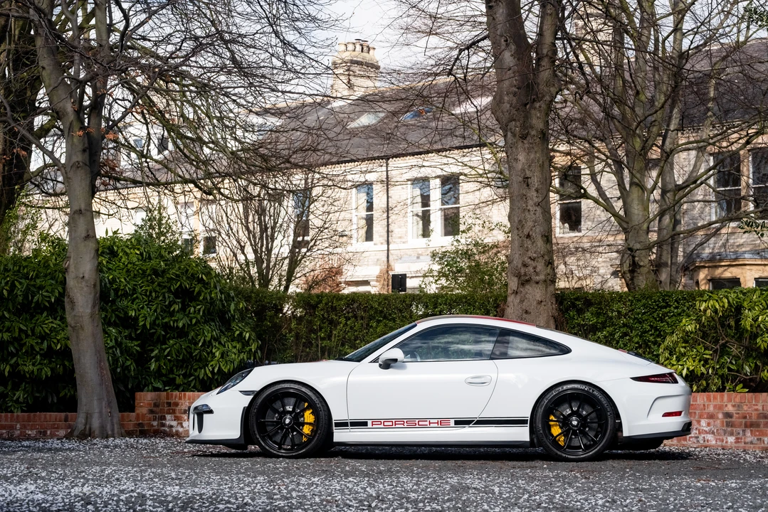 2016 Porsche 991 R - Image 29 of 31