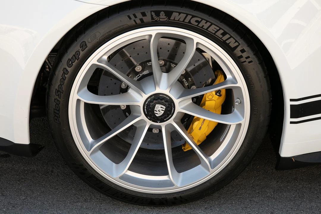 2016 Porsche 991 R - Image 23 of 31