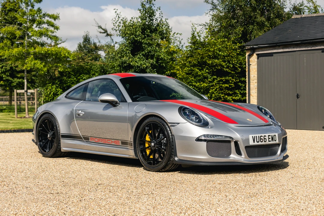 2016 Porsche 991 R - Image 2 of 31