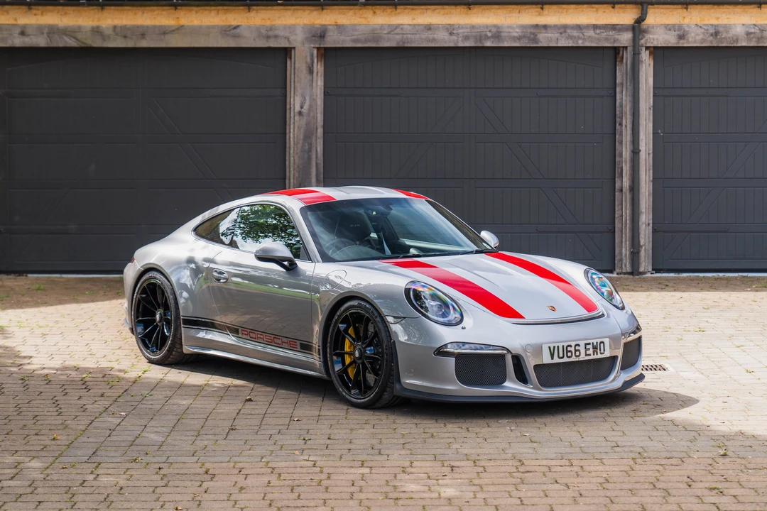 2016 Porsche 991 R - Image 2 of 31
