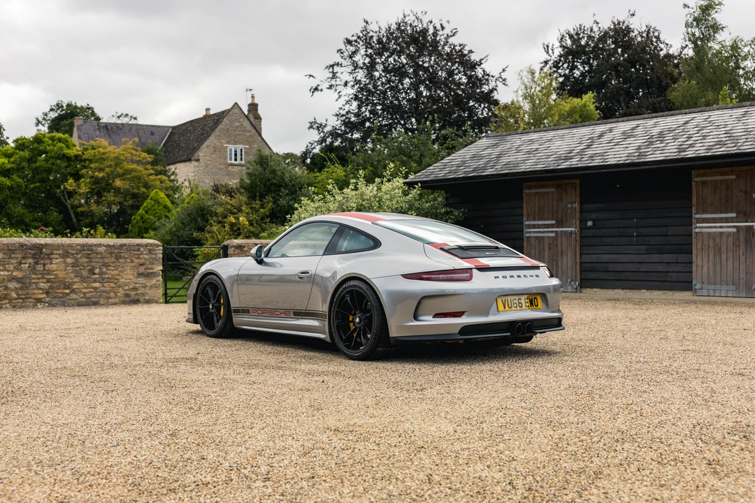 2016 Porsche 991 R - Image 9 of 31