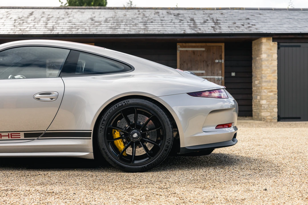 2016 Porsche 991 R - Image 18 of 31