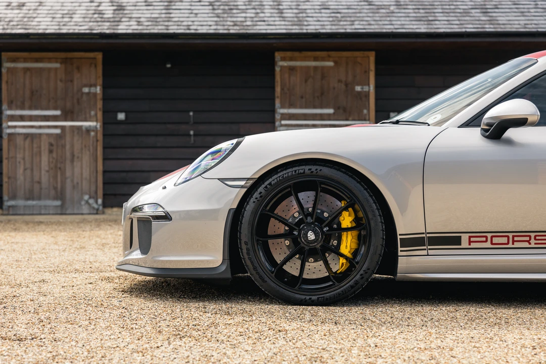 2016 Porsche 991 R - Image 17 of 31