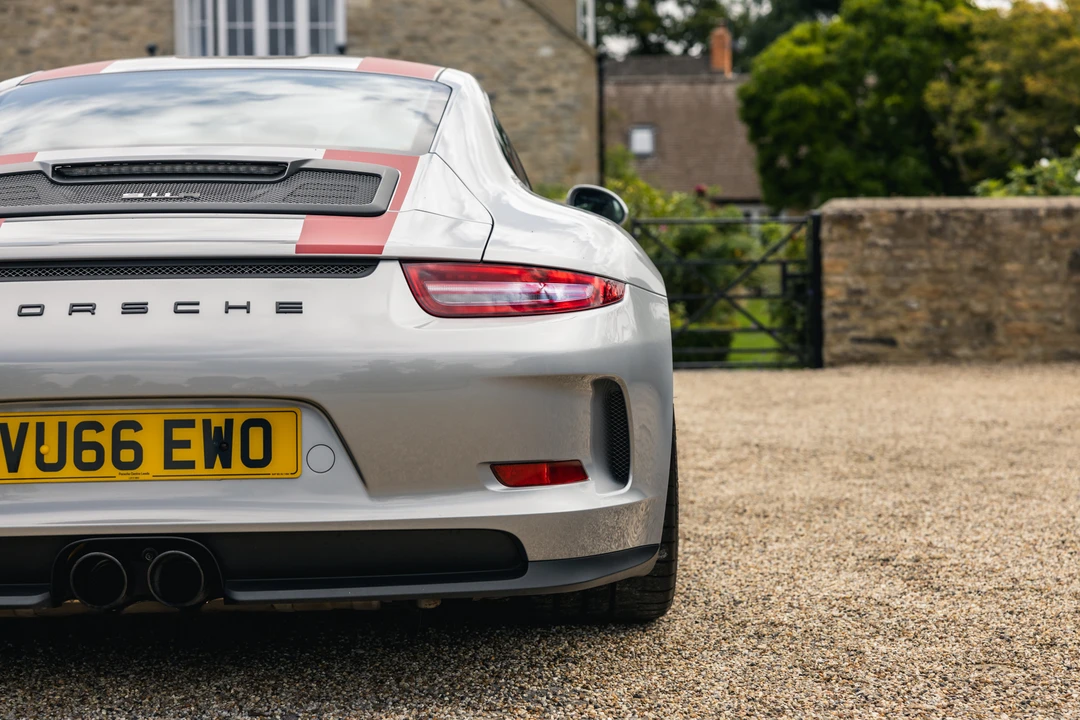 2016 Porsche 991 R - Image 25 of 31