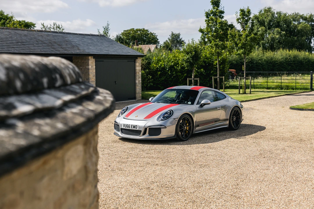 2016 Porsche 991 R - Image 28 of 31