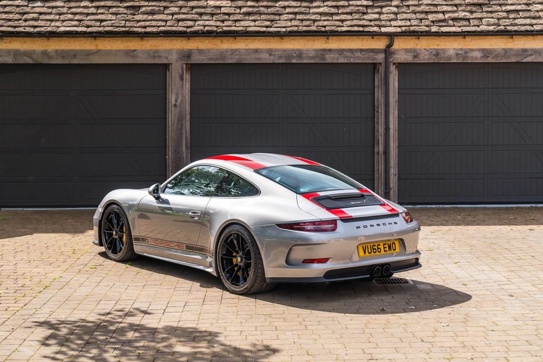 2016 Porsche 991 R - Image 13 of 31
